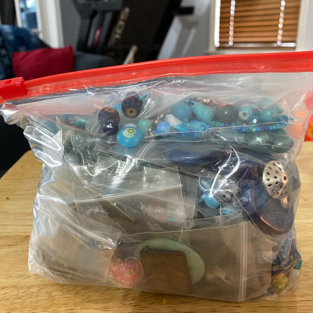 4 lbs total of fun,  beads & charms and who knows what to find! - Picture 4 of 5